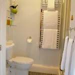 Maison d'hôtes Lowbyer Manor 4*