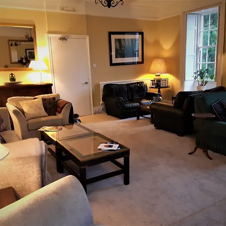 Lowbyer Manor Gæstehus 4*