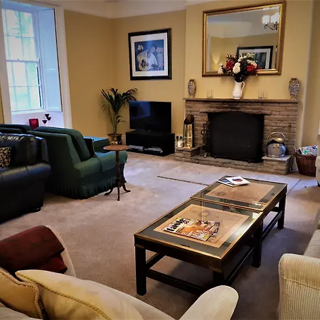 Gæstehus Lowbyer Manor 4*