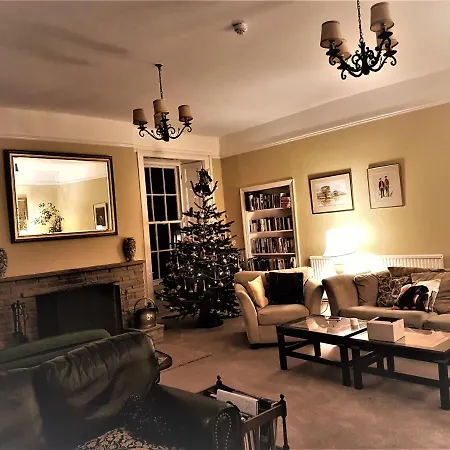 Penzion Lowbyer Manor 4*
